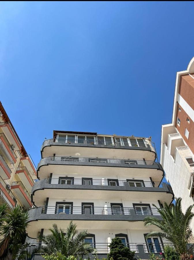 Paradiso Apartments Sarande Exterior photo